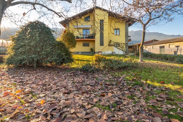 casa indipendente in vendita a Revello in zona Staffarda