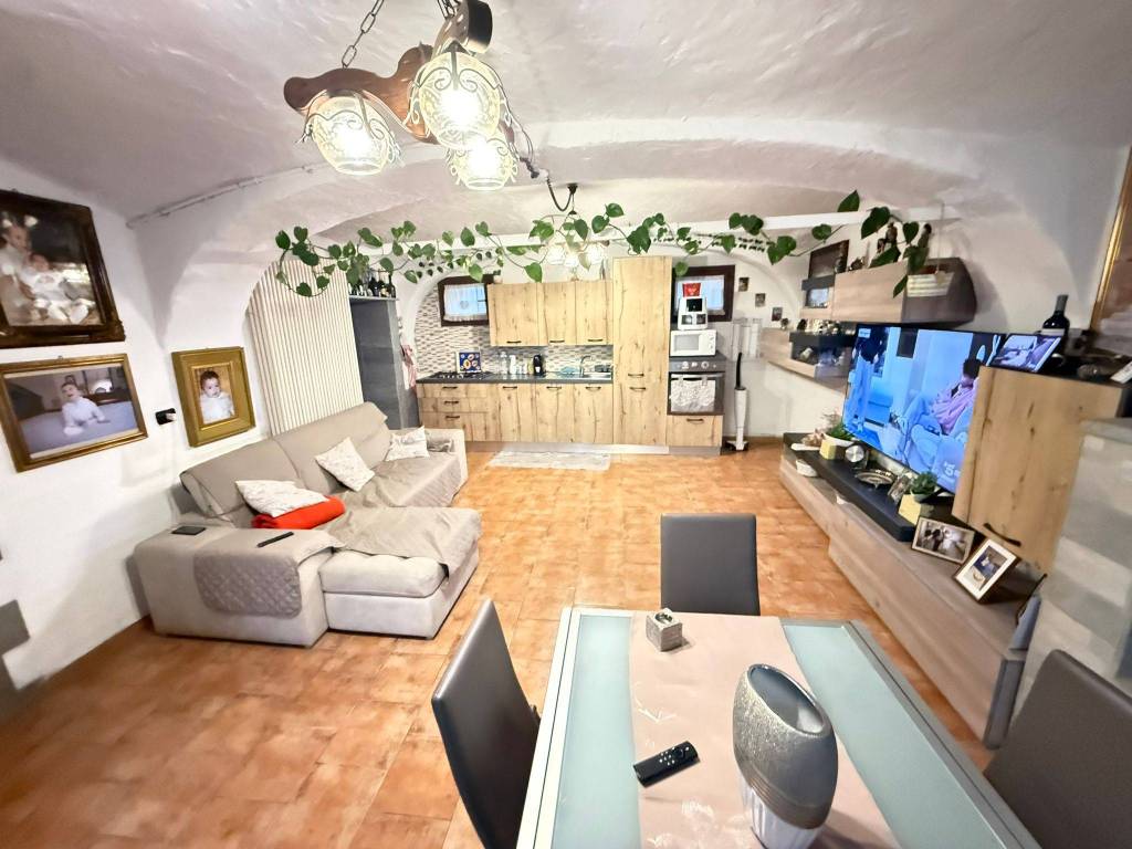 appartamento in vendita a Revello