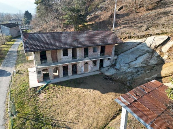 casa indipendente in vendita a Revello in zona Morra San Martino