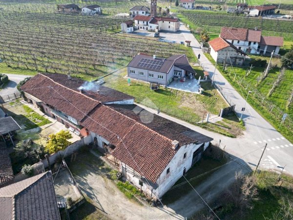 casa indipendente in vendita a Revello in zona Campagnole