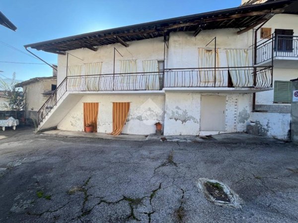 casa semindipendente in vendita a Rifreddo