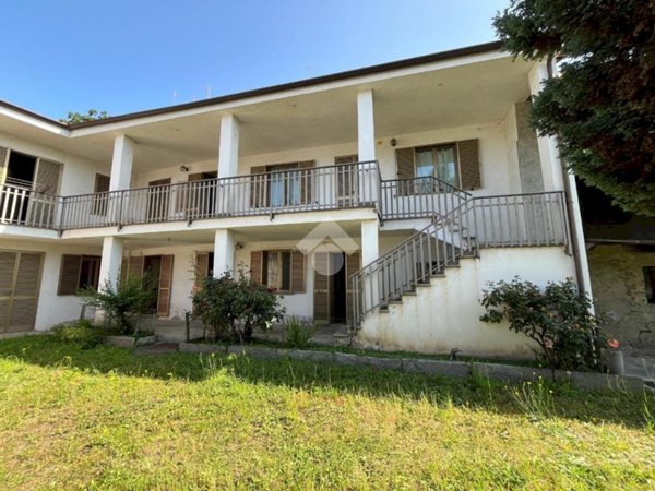 casa indipendente in vendita a Rifreddo