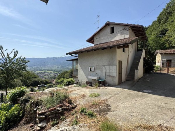 casa indipendente in vendita a Rifreddo
