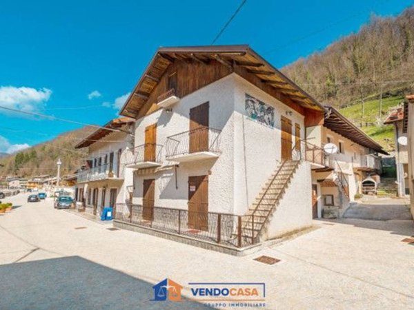 casa indipendente in vendita a Rittana