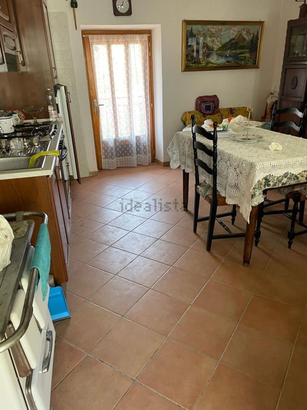 appartamento in vendita a Roaschia