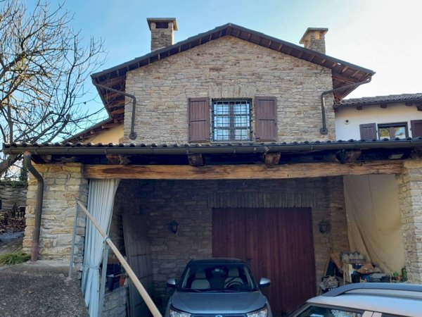 appartamento in vendita a Roascio