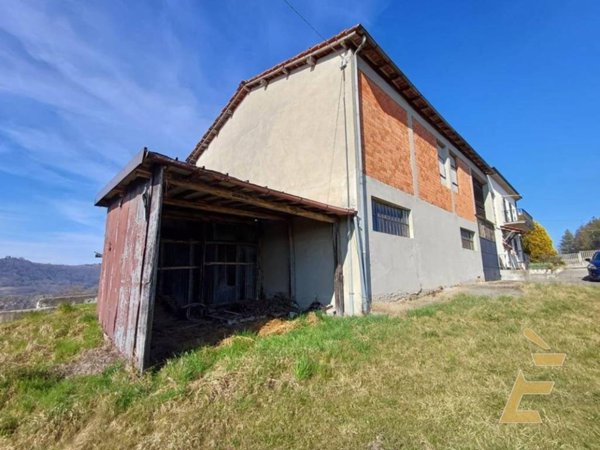 casa indipendente in vendita a Roascio