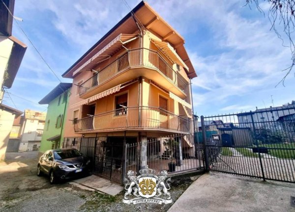 casa indipendente in vendita a Robilante