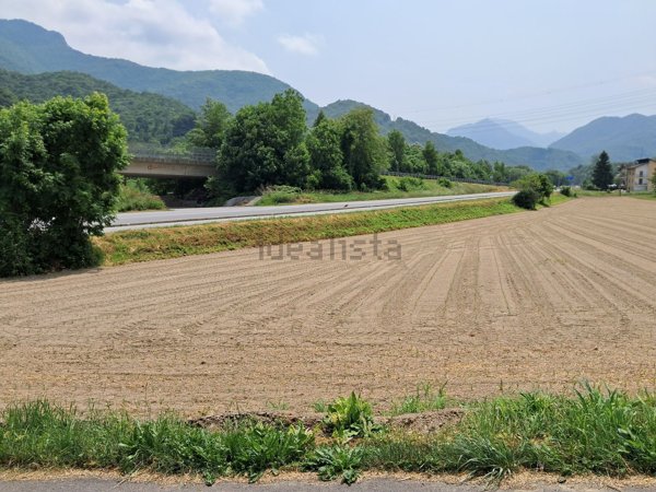 terreno edificabile in vendita a Robilante