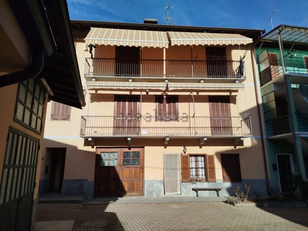 casa indipendente in vendita a Robilante