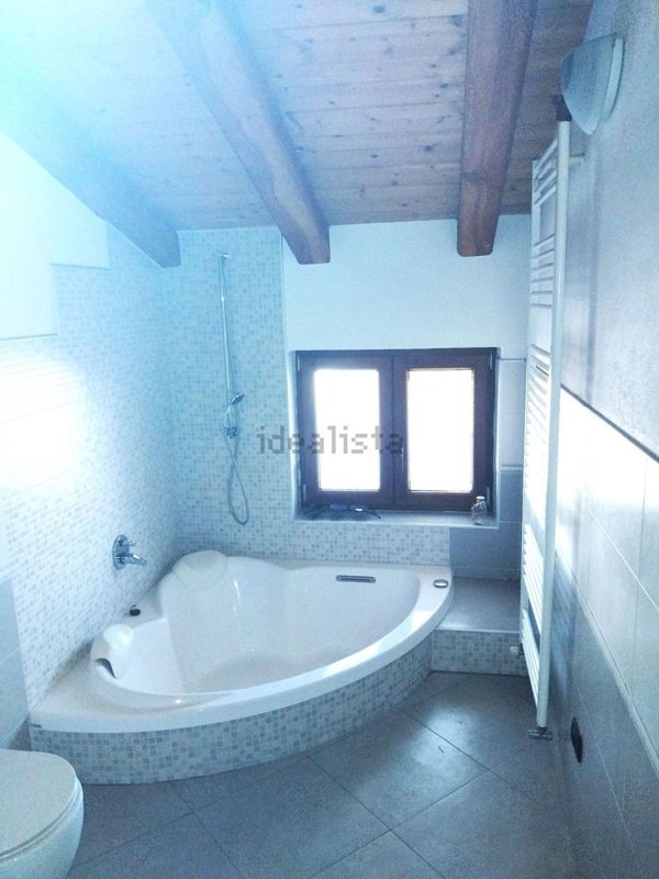 appartamento in vendita a Robilante in zona Montasso