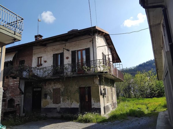 casa indipendente in vendita a Robilante in zona Montasso
