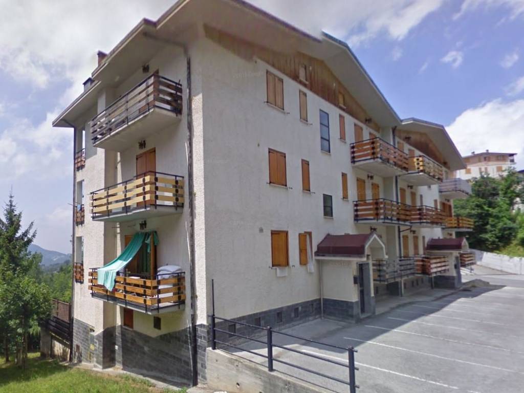 appartamento in vendita a Roburent in zona San Giacomo