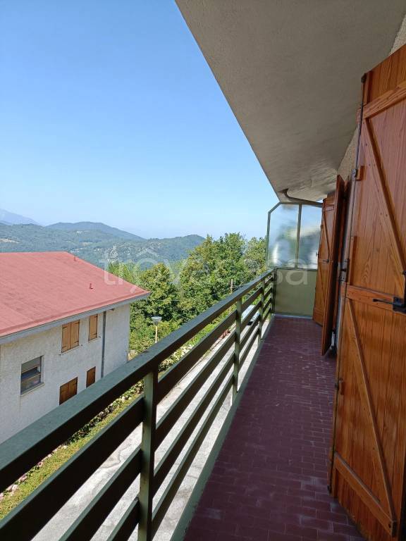 appartamento in vendita a Roburent in zona San Giacomo