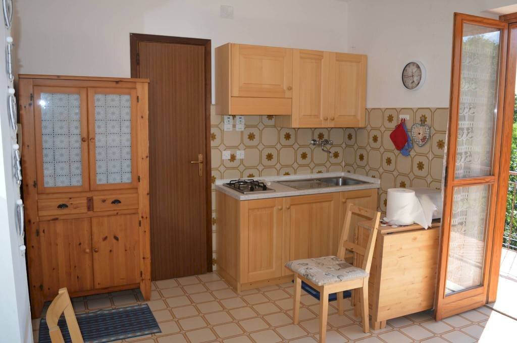 appartamento in vendita a Roburent in zona San Giacomo