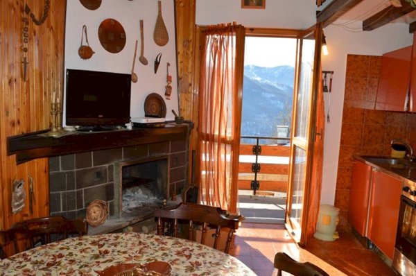 appartamento in vendita a Roburent in zona San Giacomo