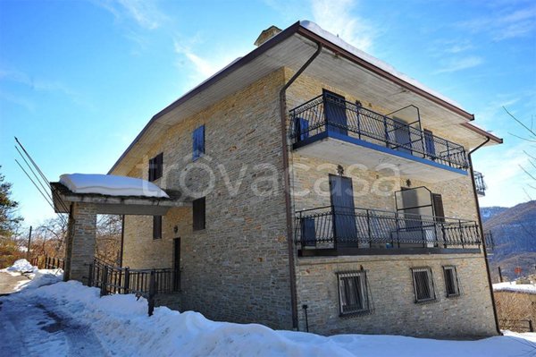 appartamento in vendita a Roburent in zona San Giacomo