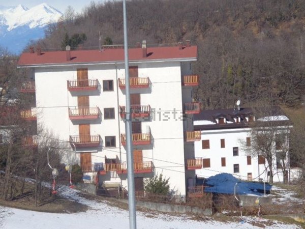 appartamento in vendita a Roburent