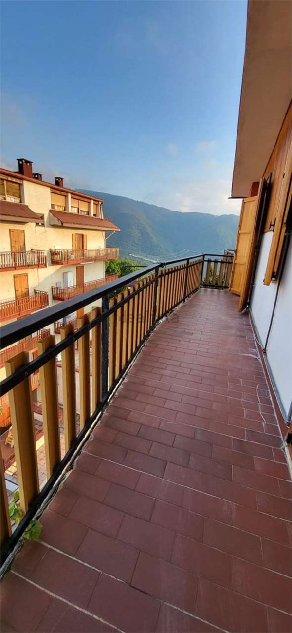 appartamento in vendita a Roburent in zona San Giacomo