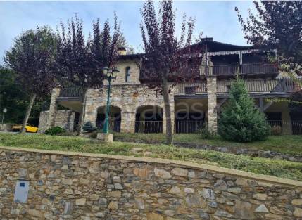 appartamento in vendita a Roburent in zona San Giacomo