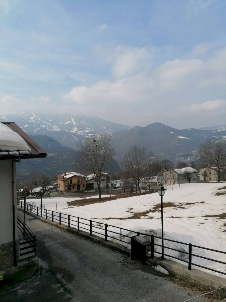 appartamento in vendita a Roburent in zona San Giacomo
