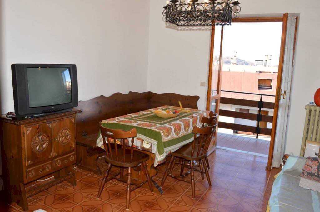 appartamento in vendita a Roburent in zona San Giacomo