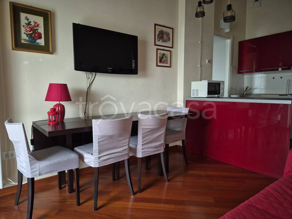 appartamento in vendita a Roburent in zona San Giacomo