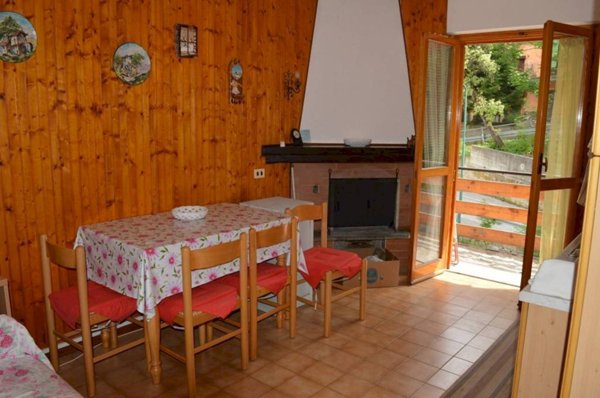 appartamento in vendita a Roburent in zona San Giacomo