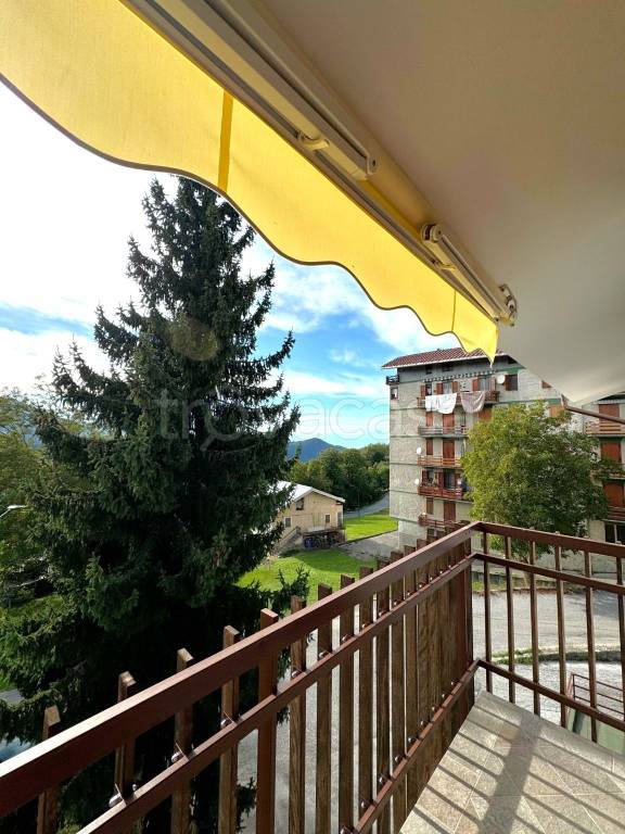 appartamento in vendita a Roburent in zona San Giacomo