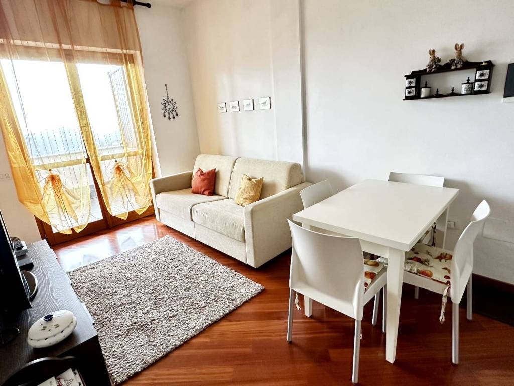 appartamento in vendita a Roburent in zona San Giacomo