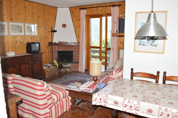 appartamento in vendita a Roburent in zona San Giacomo