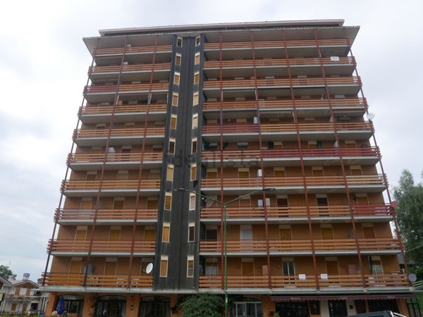 appartamento in vendita a Roburent in zona San Giacomo