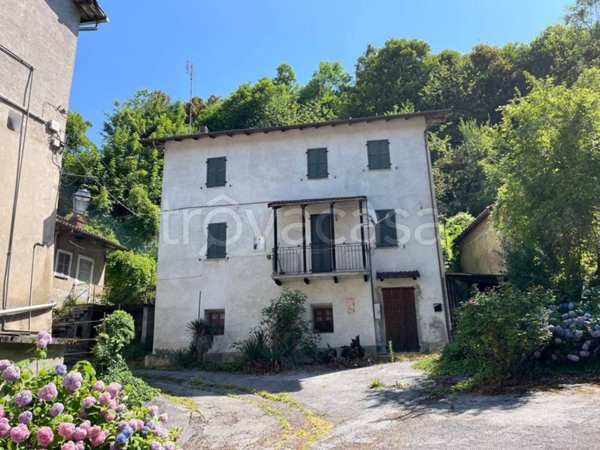 casa indipendente in vendita a Roburent