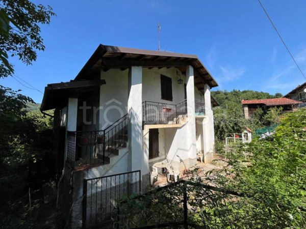 casa indipendente in vendita a Roburent