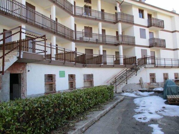 appartamento in vendita a Roburent in zona San Giacomo