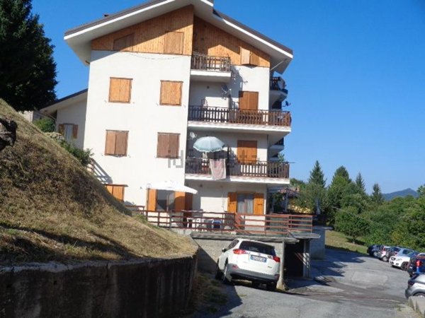 appartamento in vendita a Roburent