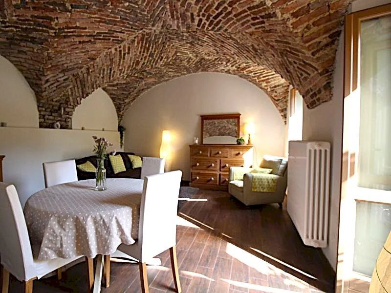 appartamento in vendita a Roburent