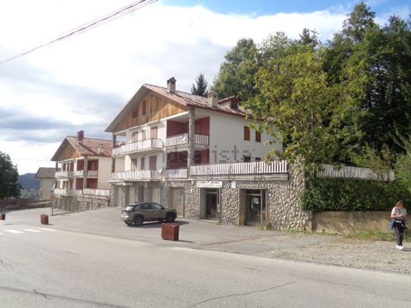 appartamento in vendita a Roburent