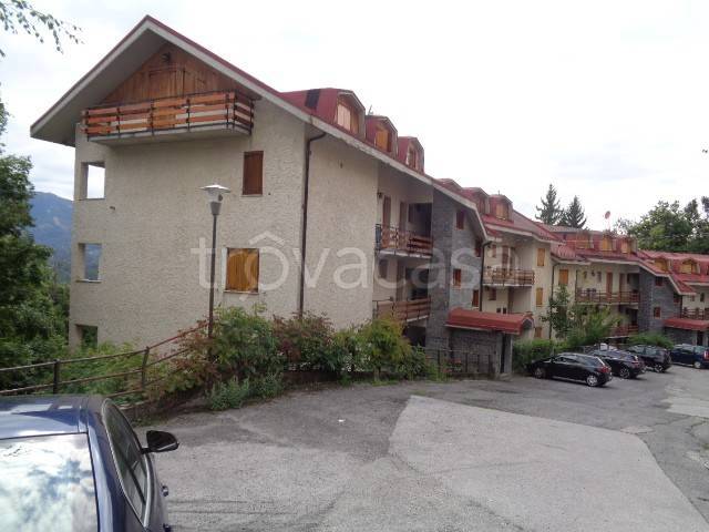 appartamento in vendita a Roburent in zona San Giacomo