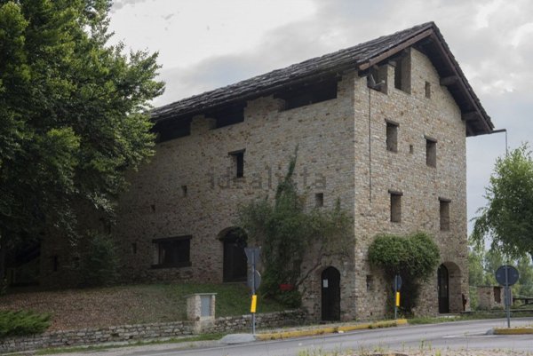 appartamento in vendita a Roburent