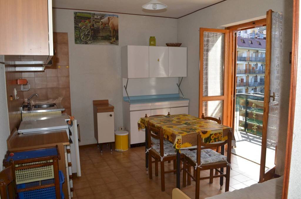 appartamento in vendita a Roburent in zona San Giacomo