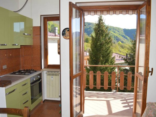 appartamento in vendita a Roburent in zona San Giacomo