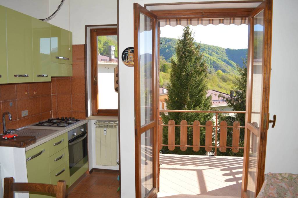 appartamento in vendita a Roburent in zona San Giacomo