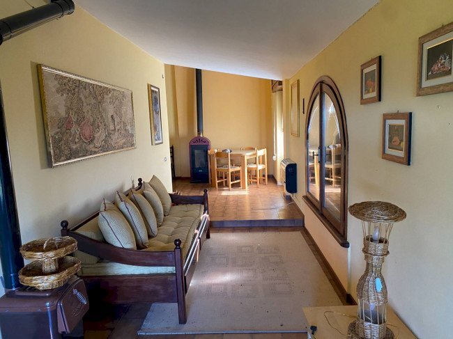 appartamento in vendita a Roburent