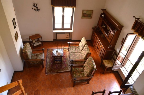 appartamento in vendita a Roburent