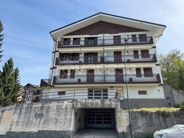 appartamento in vendita a Roburent in zona San Giacomo