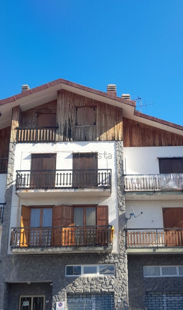 appartamento in vendita a Roburent in zona San Giacomo