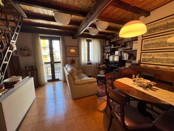 appartamento in vendita a Roburent in zona San Giacomo