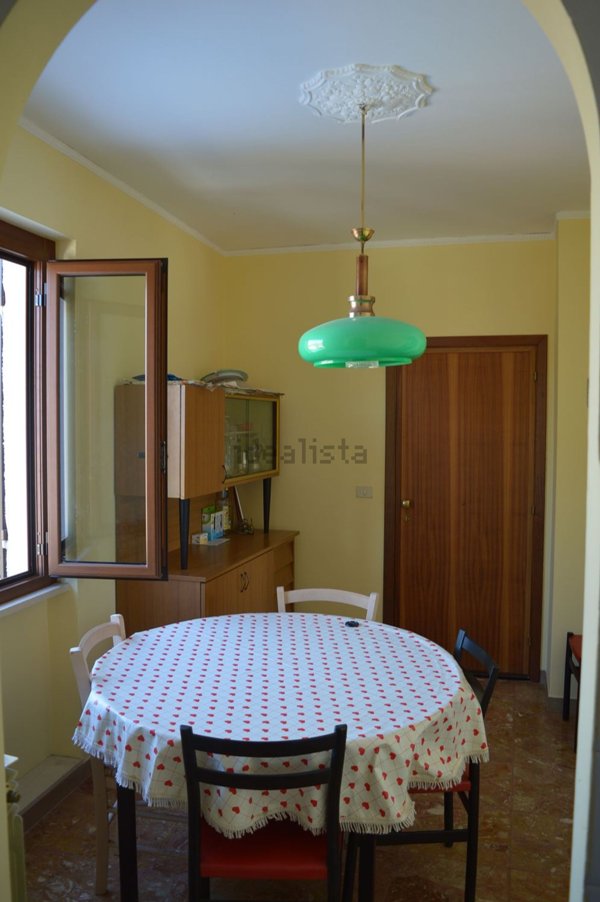 appartamento in vendita a Roburent in zona San Giacomo