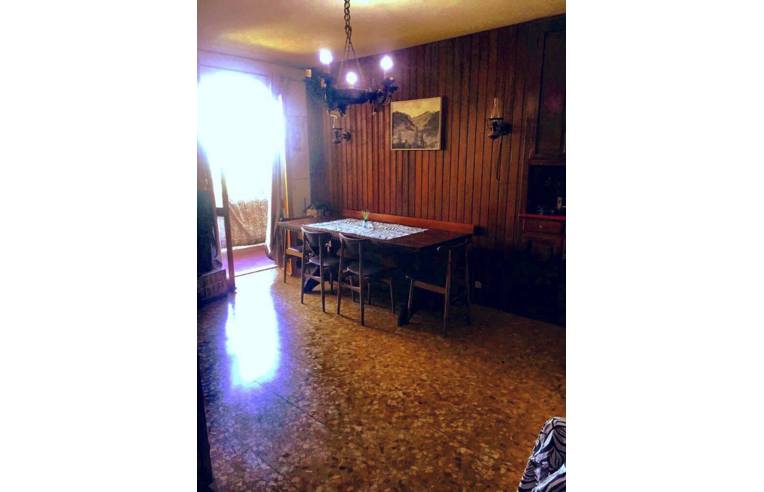 appartamento in vendita a Roburent in zona San Giacomo